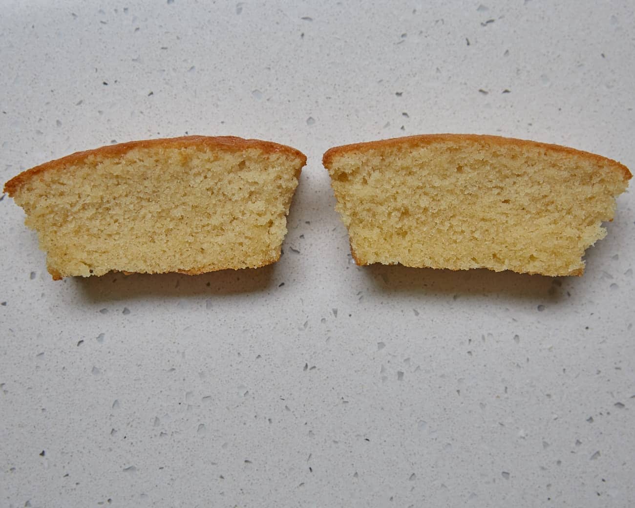 Cross sections of two small cakes using homemade self-raising flour and shop-bought self-raising flour