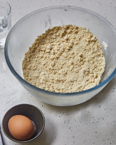 breadcrumb texture in the shortcrust pastry mix